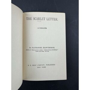 Nathaniel Hawthorne The Scarlet Letter Cornel Series‎ Hardcover
